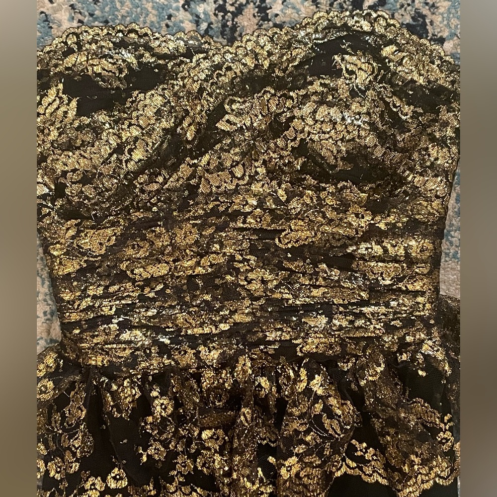 Marchesa Notte Black and Gold Floral Design Strapless Dress *Like New* Sz 6 - Picture 5 of 9